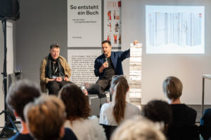 © Michael Seirer Photography — BOOK DAYS FOTO WIEN 2023: (von l. nach r.) Gerry Badger (Fotograf, Kurator) und Rafał Milach (Fotograf)